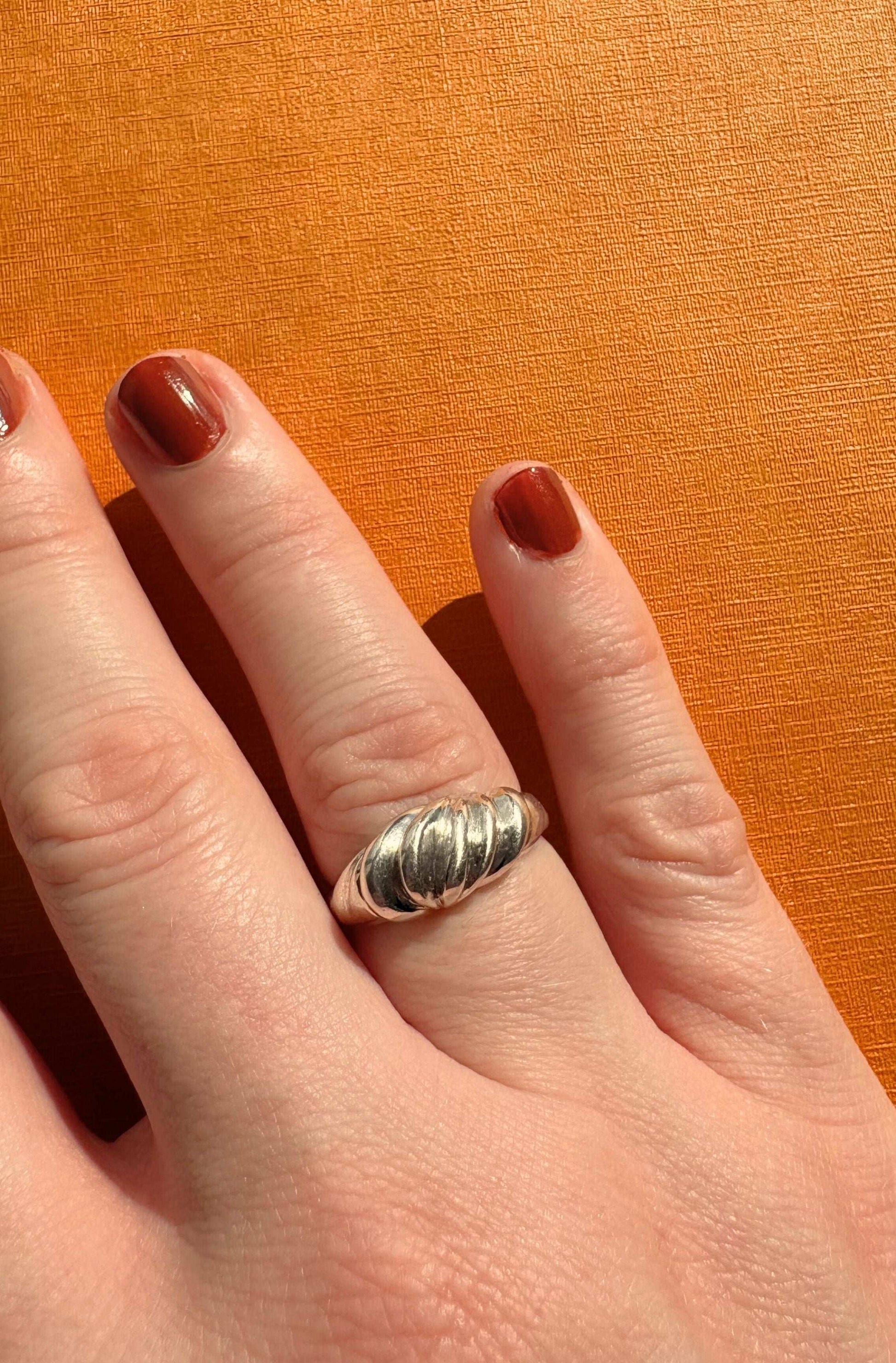 Ripple Effect Ring - Size Q 1/2