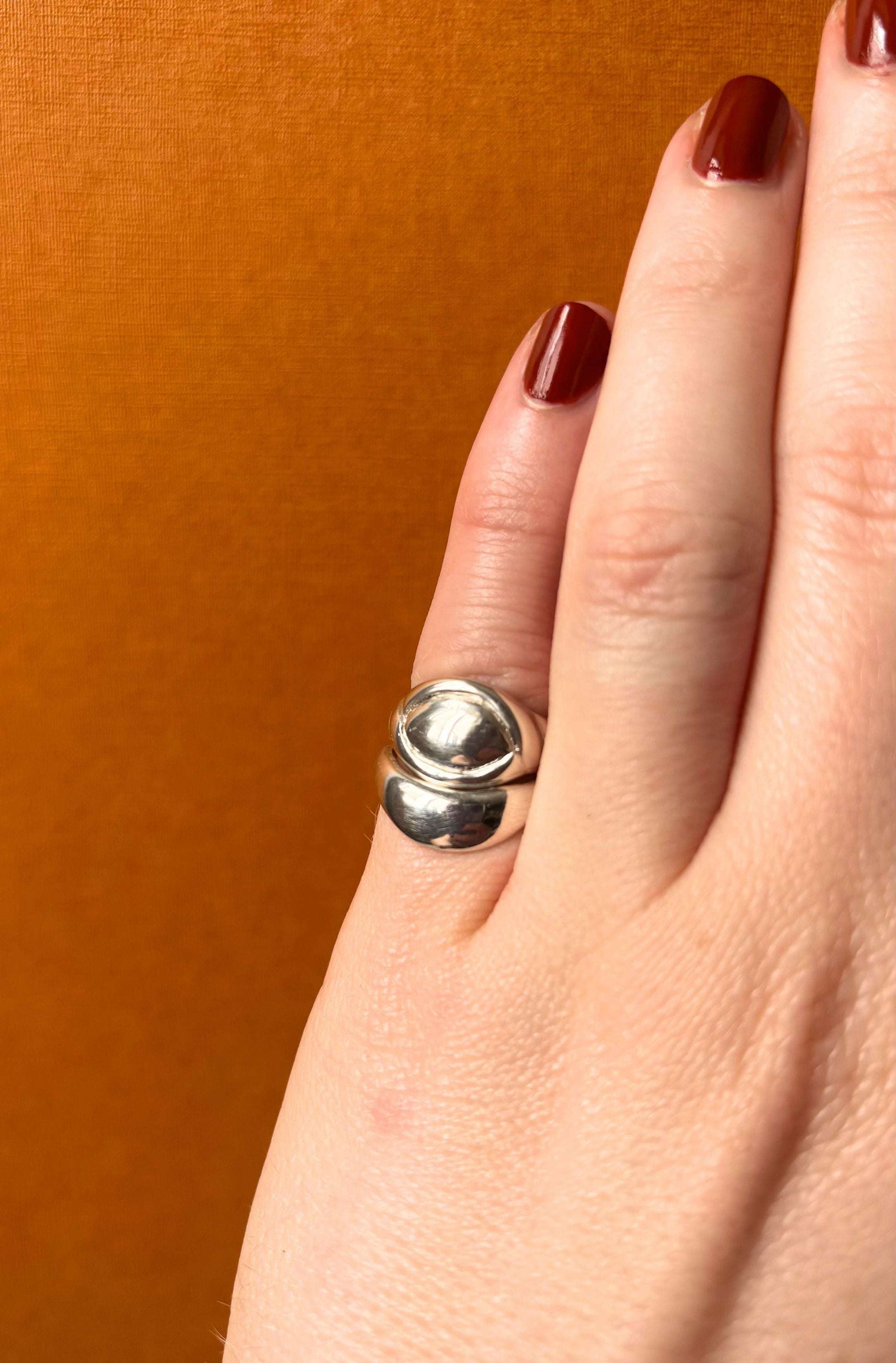 Ecliptica - Oval Signet Ring