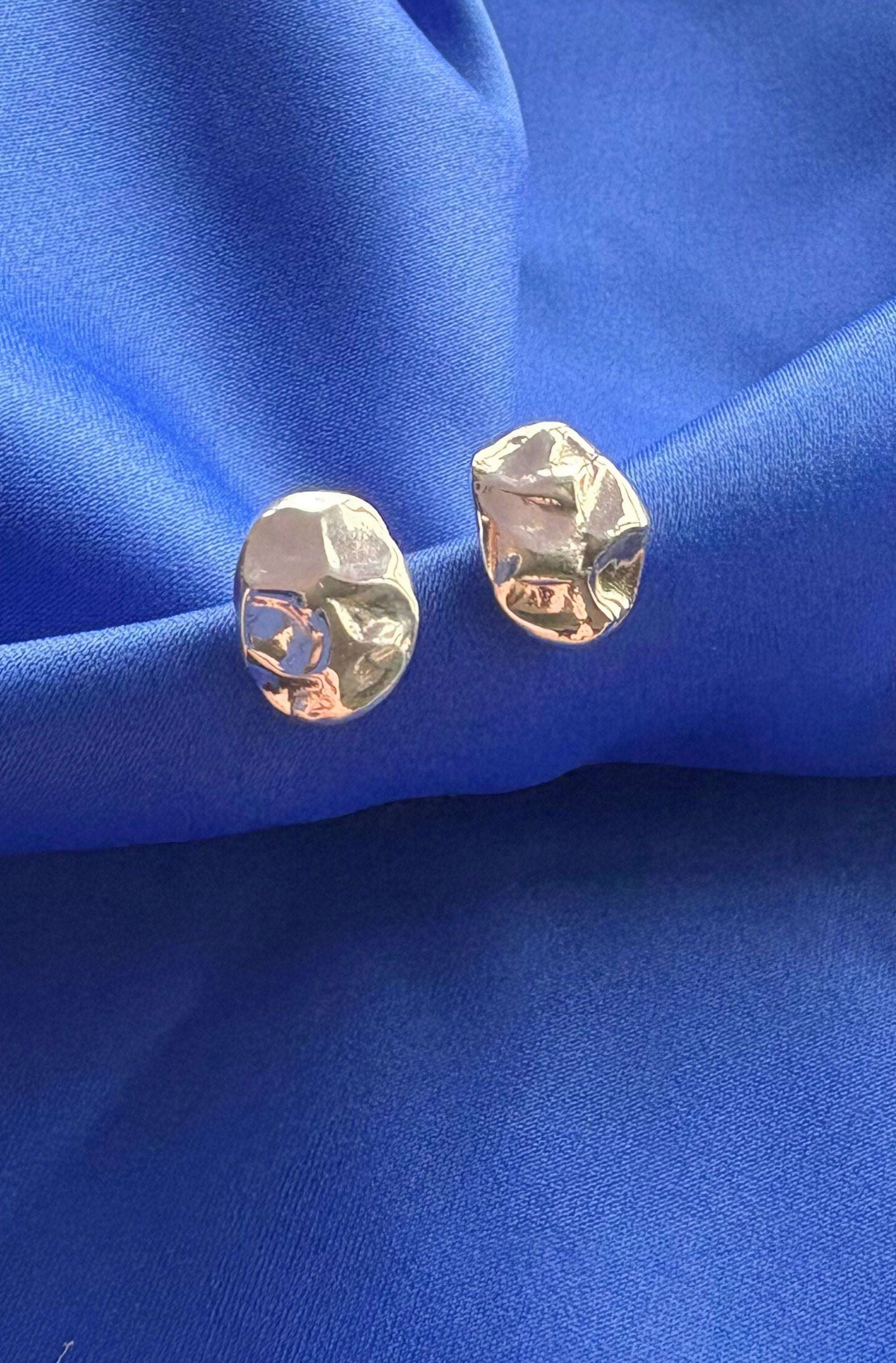 Drift Studs - Earrings 1