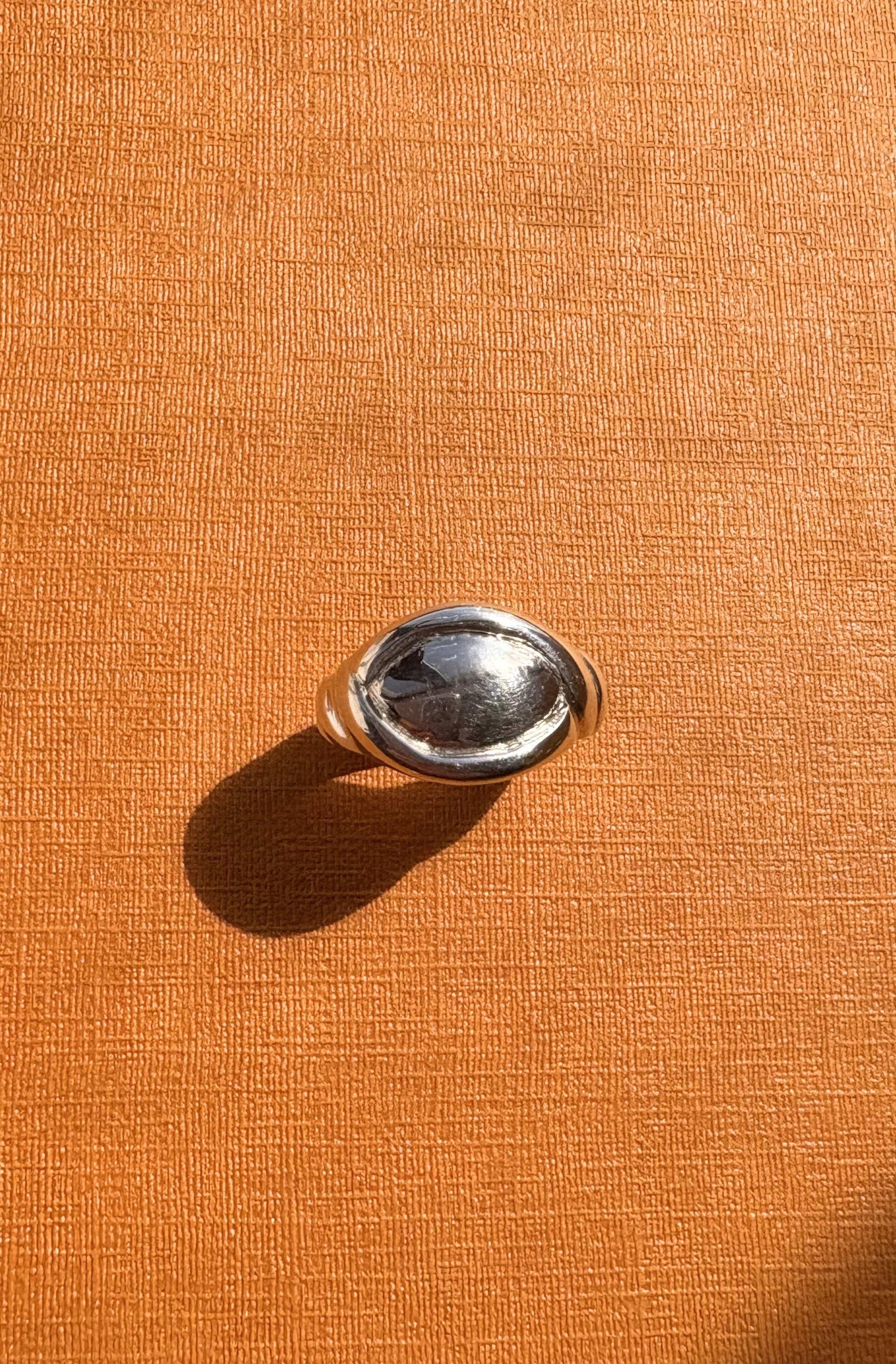 Ecliptica - Oval Signet Ring
