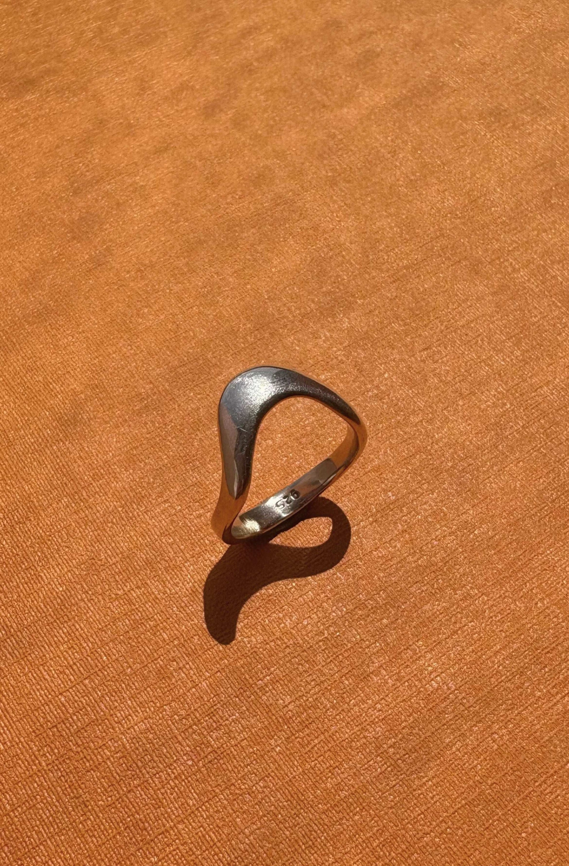 Rising Tide - Wave Stacking Ring