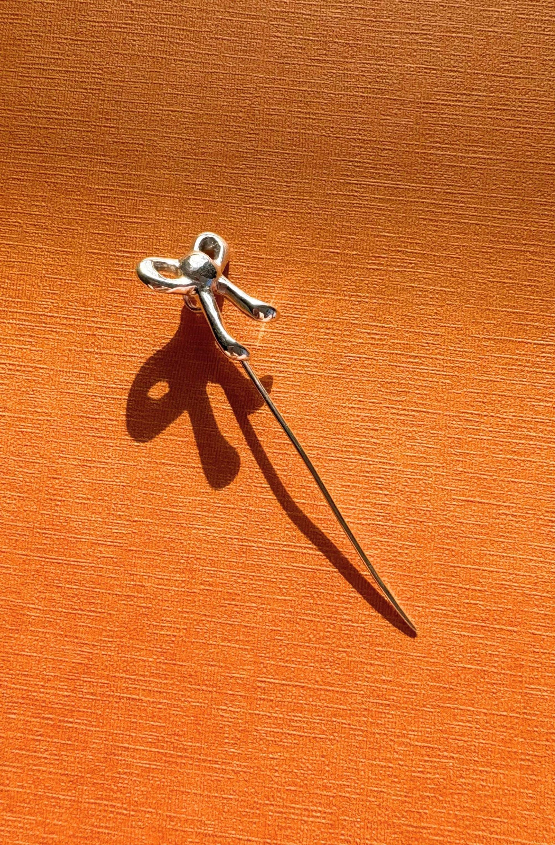 Keepsake Bow Lapel Pin