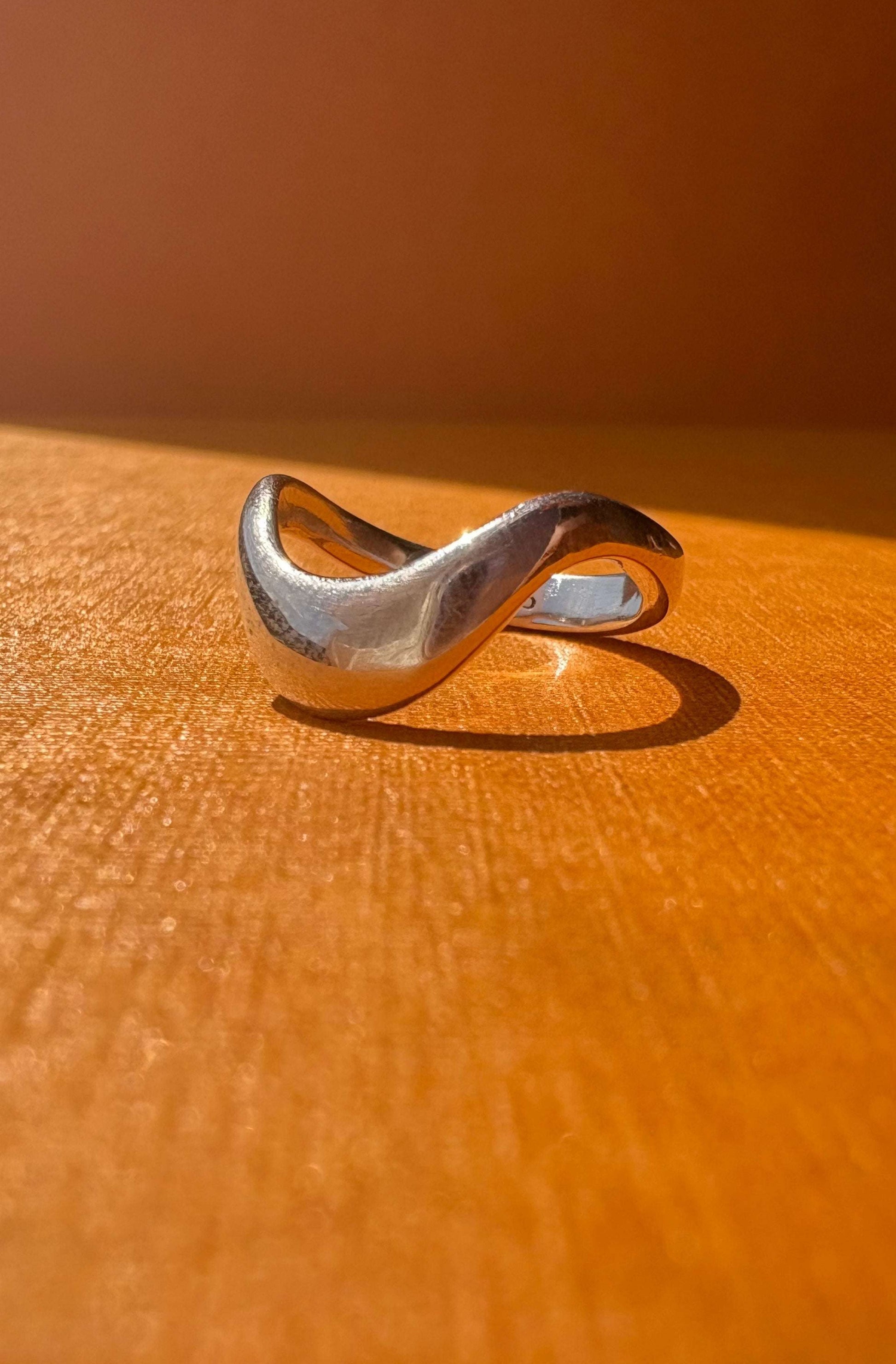 Rising Tide - Wave Stacking Ring