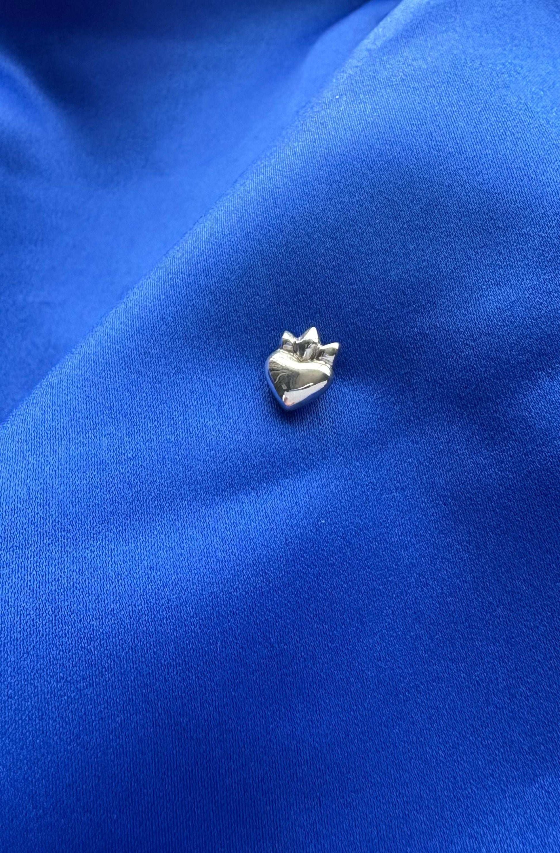 Noble Heart Lapel Pin - Midi