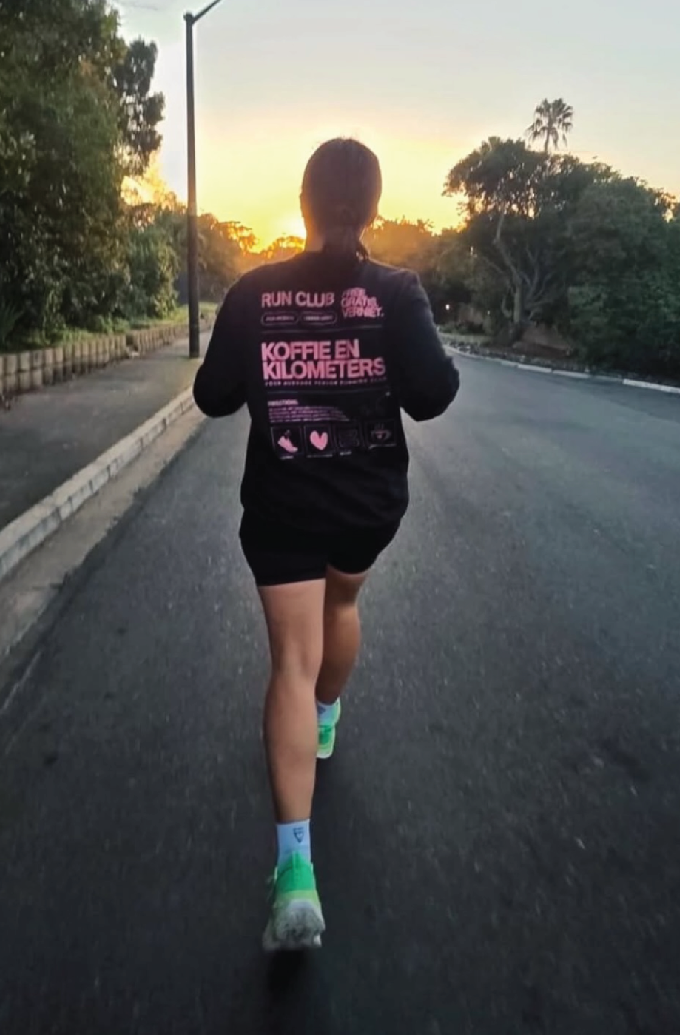 Koffie en Kilometers - Run Club Sweater