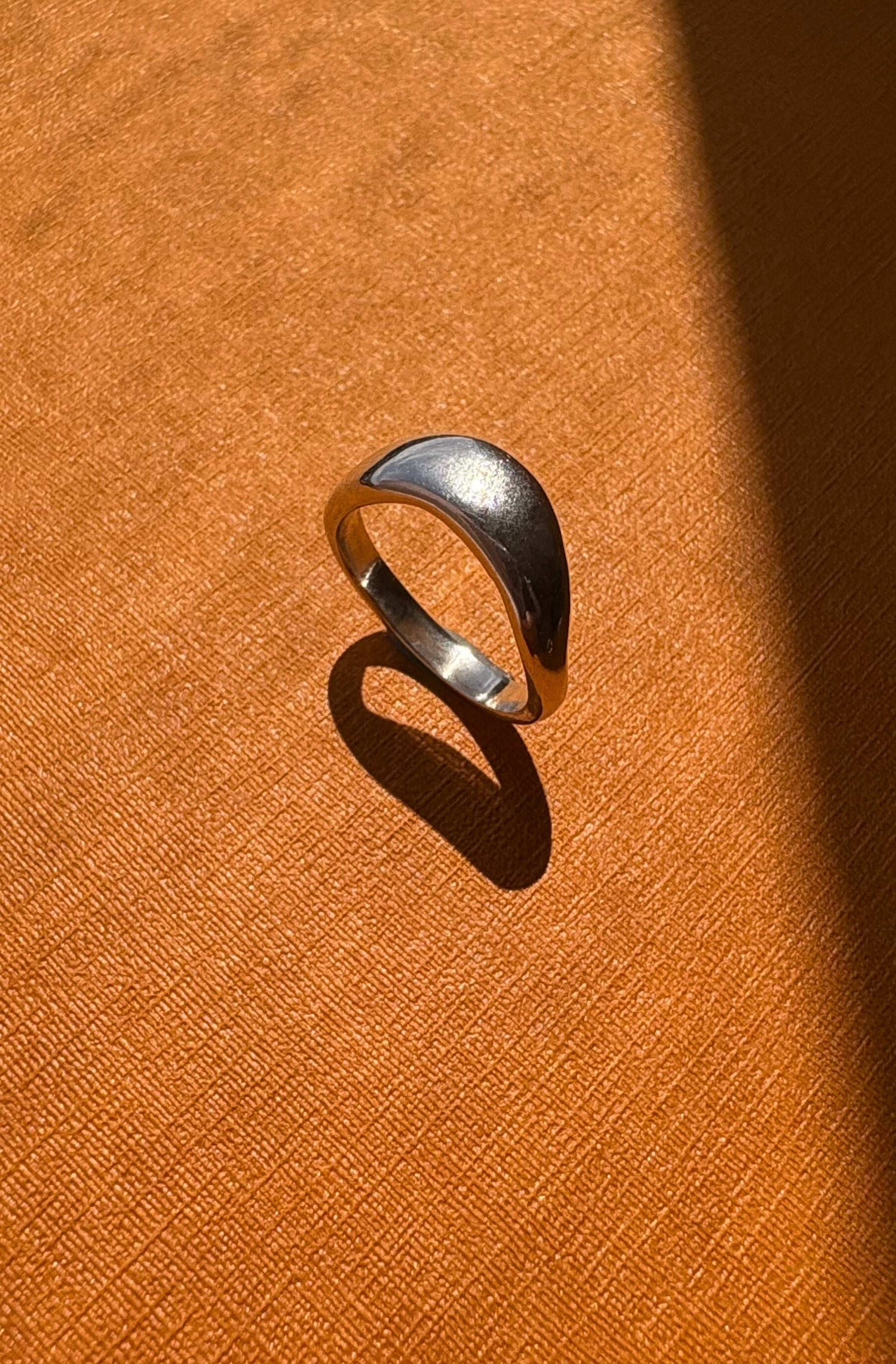 Low Tide - Wave Stacking Ring - M